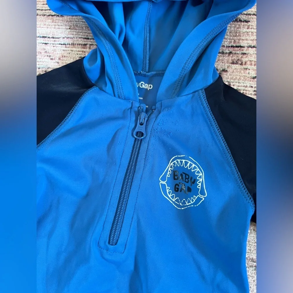 GAP baby Kids Blue Swim Rashguard hooded shark